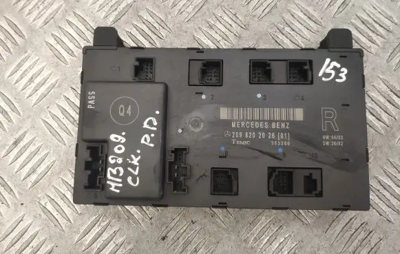 Mercedes-Benz CLK A209 C209 Door control unit/module A2098202026
