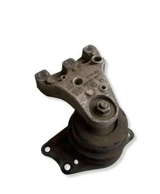 Volkswagen Polo IV 9N3 Engine mount bracket 6Q0199185N
