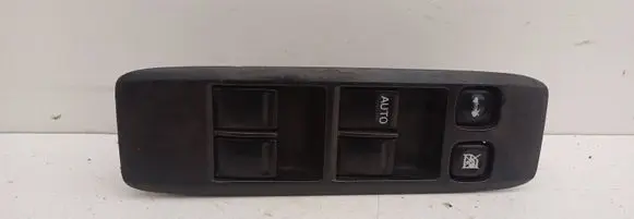 Nissan Primera Electric window control switch 25401AV640 300904N1 CBDD702N