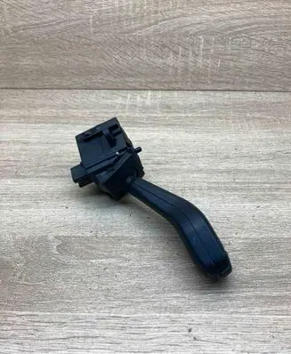 BMW 3 E46 Indicator stalk 8363668M 01104010