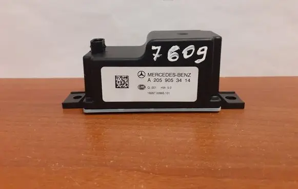 Mercedes-Benz GLC X253 C253 Voltage converter/converter module A2059053414 7609