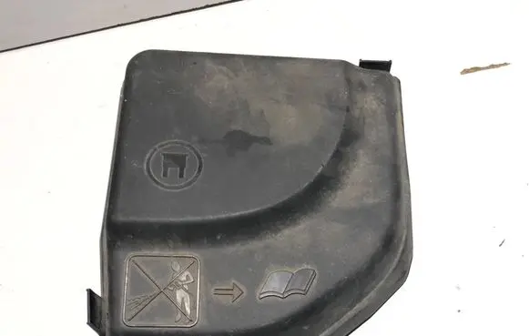 Citroen C4 Grand Picasso Fuse box cover 9653315180