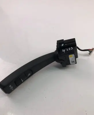 Volvo V70 Indicator stalk 31264169
