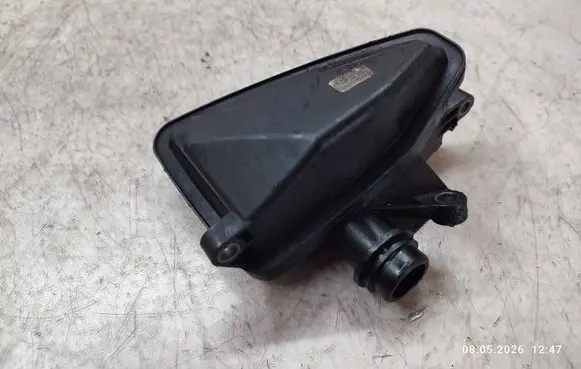 Mercedes-Benz E A207 Intake resonator A6421400087