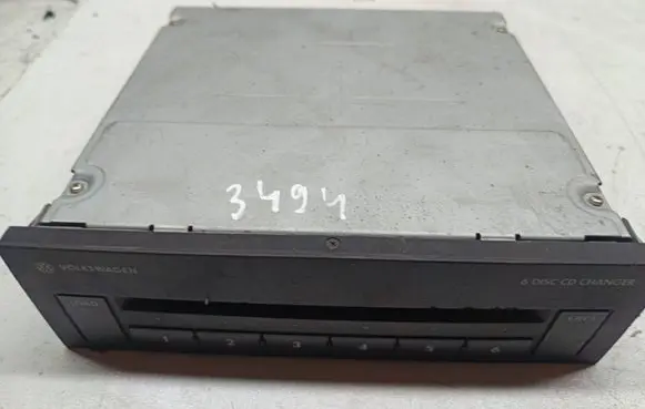 Volkswagen PASSAT B6 CD/DVD changer 3B7035110 VWZ3Z8C4727215