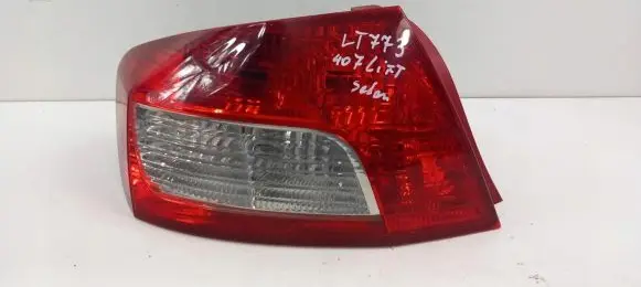 Peugeot 407 Rear/tail lights