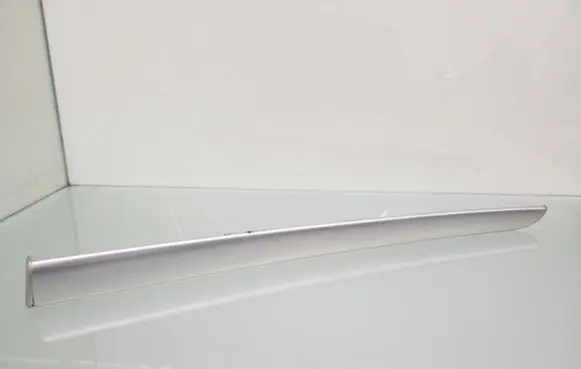 Dashboard glove box trim