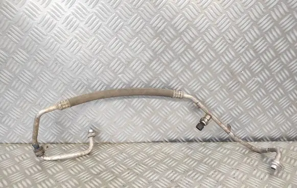 Renault Master III Air conditioning (A/C) pipe/hose 924904471R