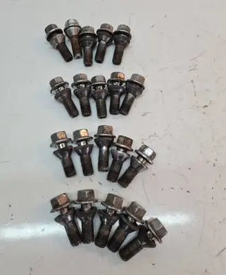Nuts/bolts