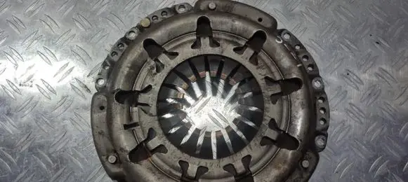 Nissan Almera N16 Pressure plate 