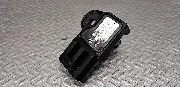 Volvo C30 Air pressure sensor 0261230044