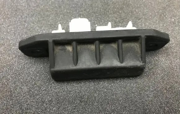Toyota Prius (XW50) Tailgate/boot open switch button 15D355