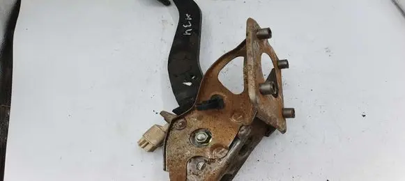 Toyota Corolla Verso AR10 Brake pedal NOCODE