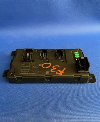 BMW 3 F30 F35 F31 Rear light relay 9279823 003000002