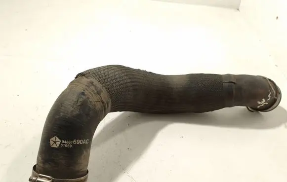 Chrysler 300 - 300C Intercooler hose/pipe 04861690AC 51959