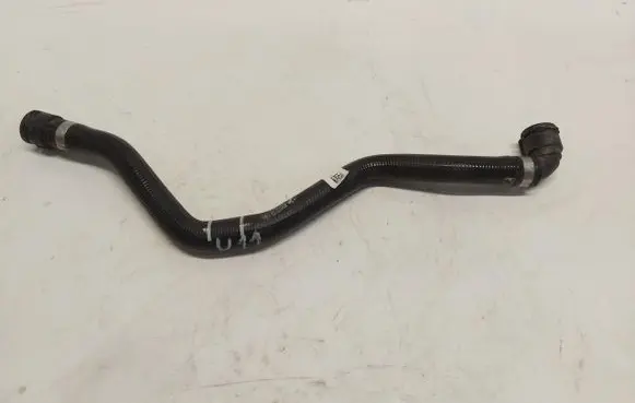 Engine coolant pipe/hose