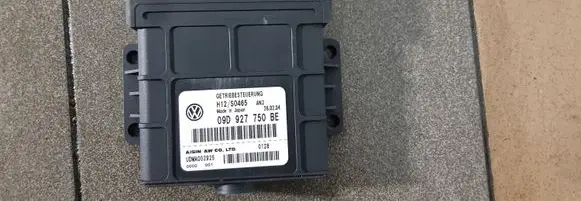 Volkswagen Touareg I Gearbox control unit/module 09D927750BE