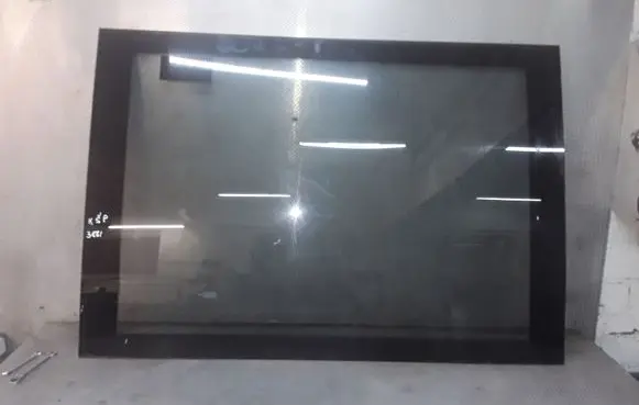 Iveco Daily 35.8 - 9 Rear side window