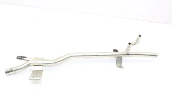 Volvo XC40 Engine coolant pipe/hose
