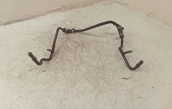 Volkswagen Touareg II Fuel line/pipe/hose 
