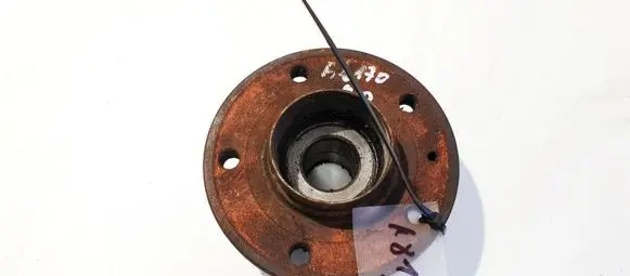 Volvo S70 V70 V70 XC Rear wheel hub