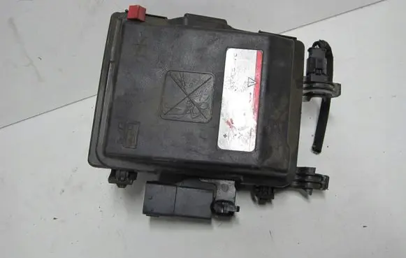 Peugeot Partner III Fuse box set 9804681980 5905232690331
