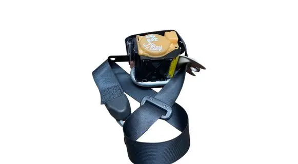 Toyota Avensis T250 Front seatbelt 7321005051 290107