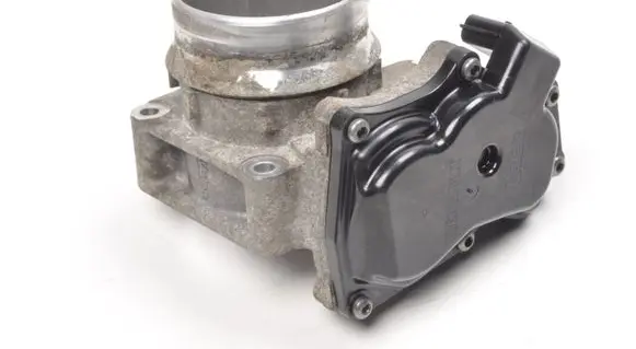 Renault Master III Electric throttle body valve 8201353976