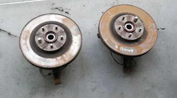Nissan Qashqai Front wheel hub 131KM