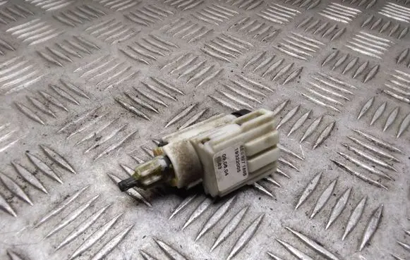 Volkswagen Transporter - Caravelle T5 Brake pedal sensor switch 8E0927189B