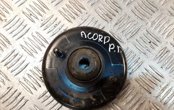 Honda Accord Front upper strut mount 