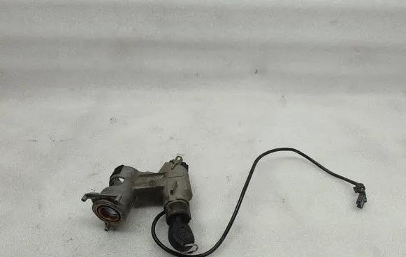 Volkswagen Transporter - Caravelle T4 Ignition lock 701905851