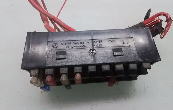 Volkswagen Crafter Fuse module A6385450319