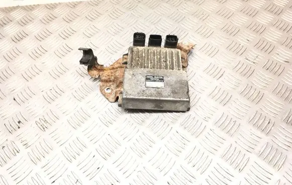 Toyota Avensis T250 Fuel injection control unit/module 8987120070 1310001371