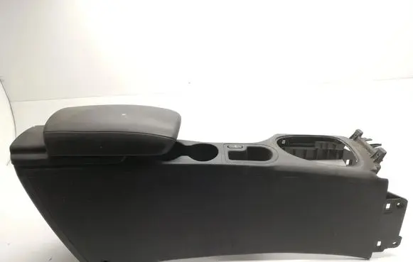 Nissan Qashqai Armrest RHD