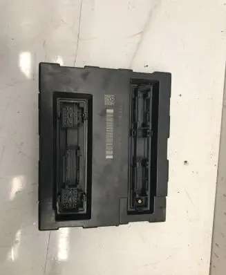 Audi A4 S4 B8 8K Comfort/convenience module 8K0907064N