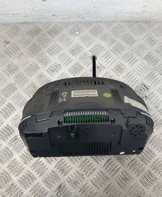 BMW 5 E60 E61 Speedometer (instrument cluster) 6937618 1100802130 699070890