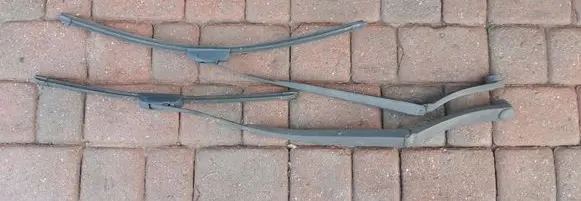 KIA Sorento Windshield/front glass wiper blade 