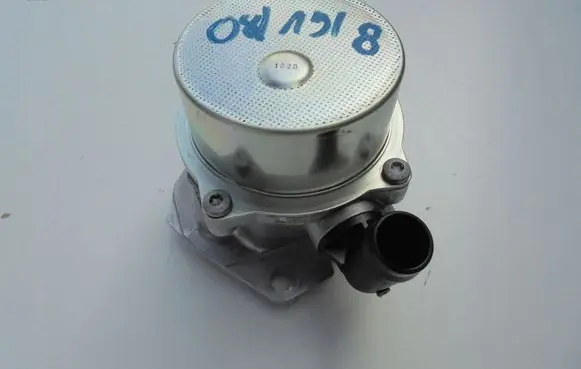 Nissan Qashqai Vacuum pump 146502327R