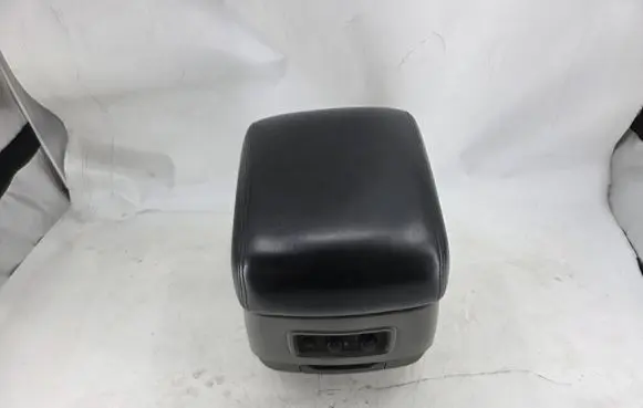 Mitsubishi Pajero Armrest