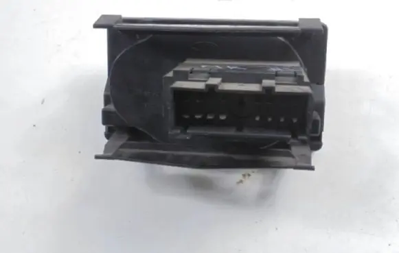 Ford Mondeo Mk III Light switch 1S7T13A024BB