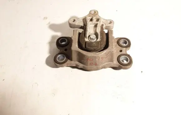 Volvo V70 Engine mount bracket 31262710