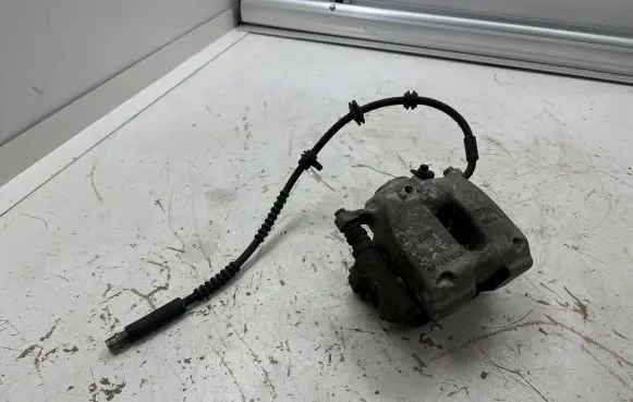 BMW X3 G01 Front brake caliper 53390A 6024330