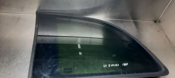 Opel Zafira A Rear side window