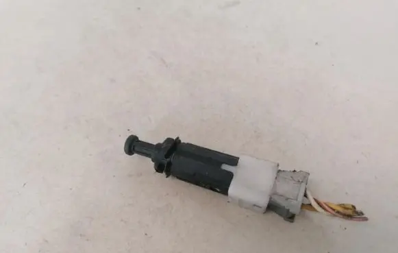 Renault Master II Brake pedal sensor switch