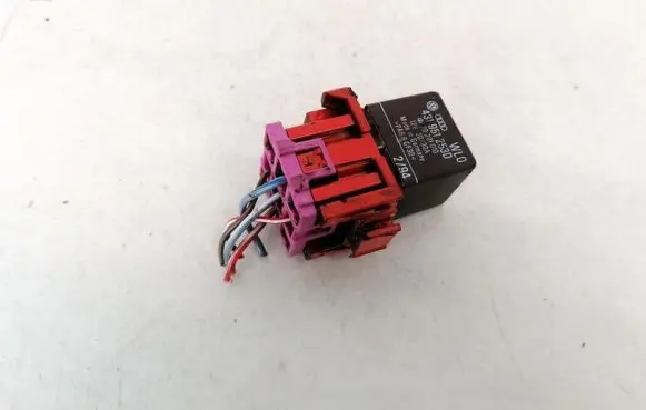 Audi A6 S6 C4 4A Other relay 431951253D