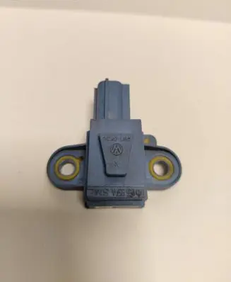 Volkswagen Golf Plus Airbag deployment crash/impact sensor 1K0955557A