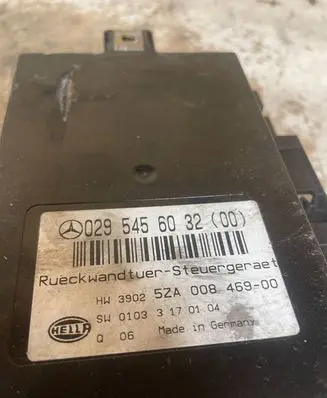 Mercedes-Benz E W211 Other control units/modules 0295456032 5ZA00846900