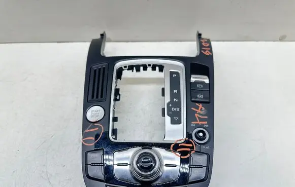 Audi A4 S4 B8 8K Head unit multimedia control 8T0919611C