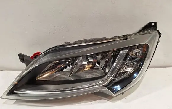 Peugeot Boxer Headlight/headlamp 1375101080
